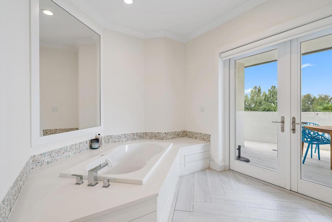 2050 S Highway A1a 5