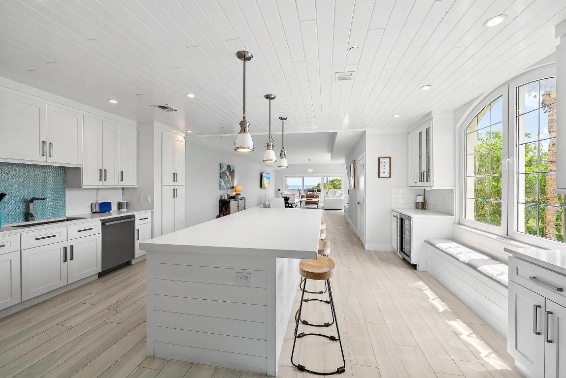 2050 S Highway A1a 5