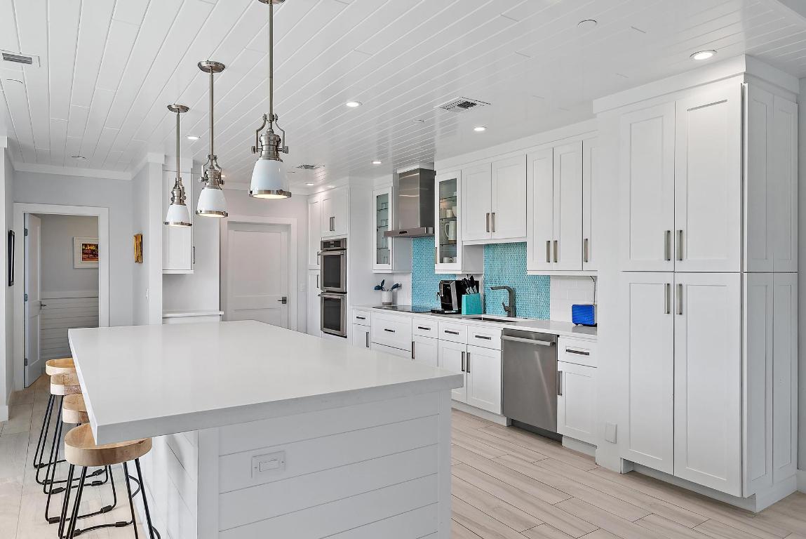 2050 S Highway A1a 5