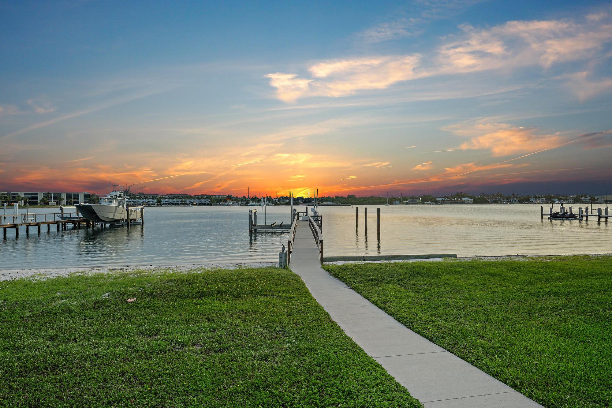 613 S Beach Road | Jupiter, Florida