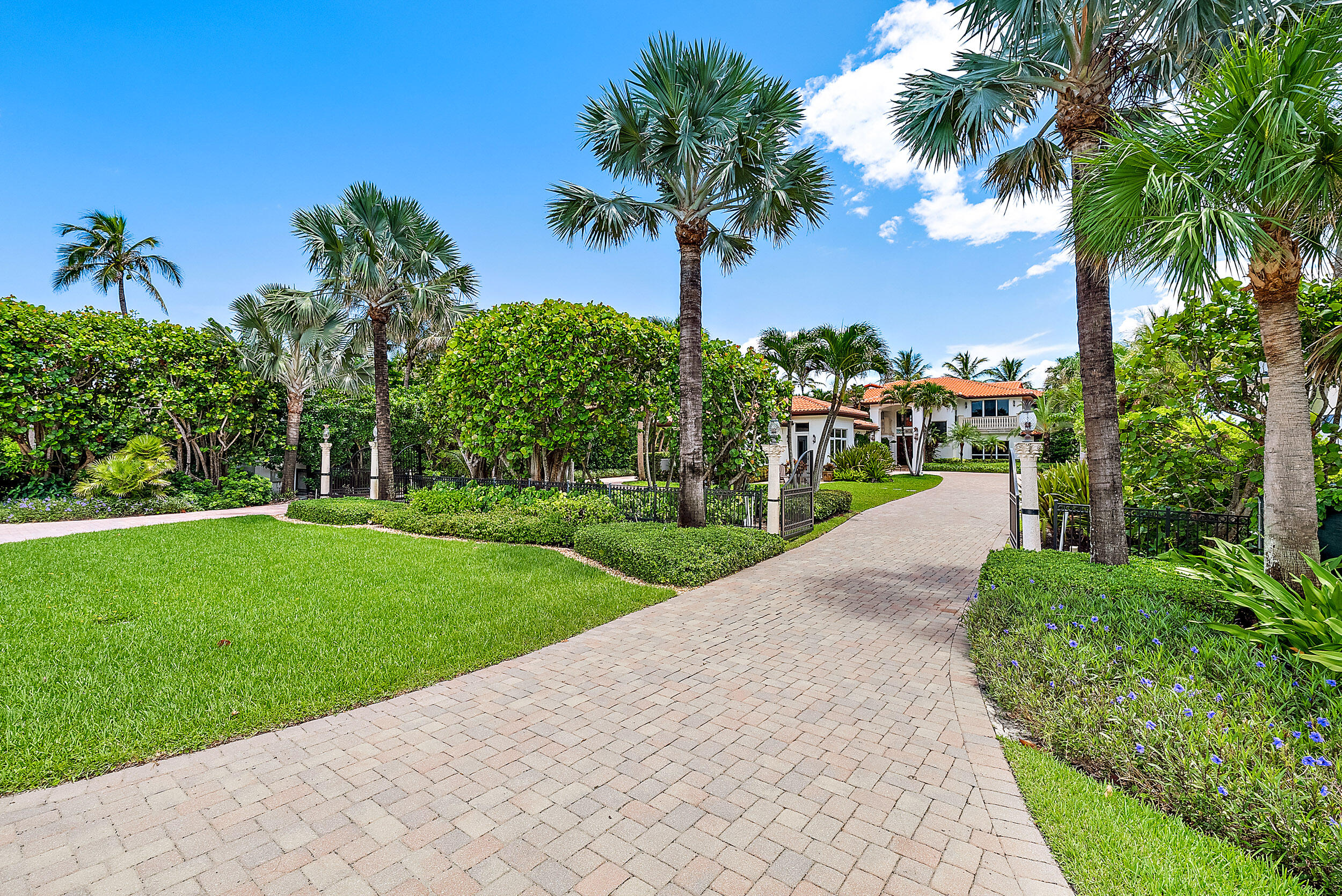 613 S Beach Road | Jupiter, Florida