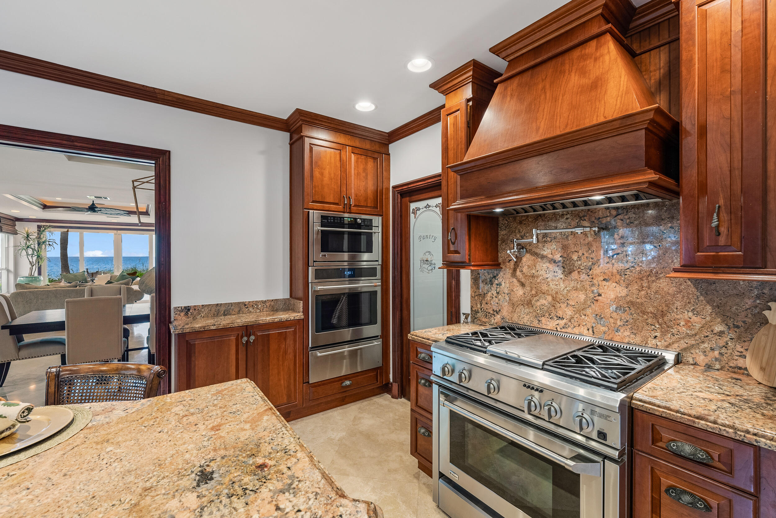613 S Beach Road | Jupiter, Florida