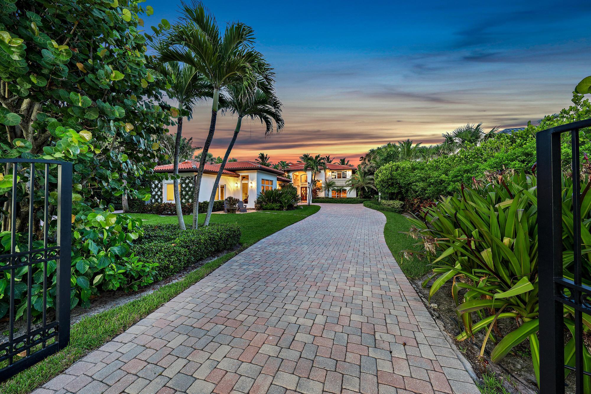 613 S Beach Road | Jupiter, Florida