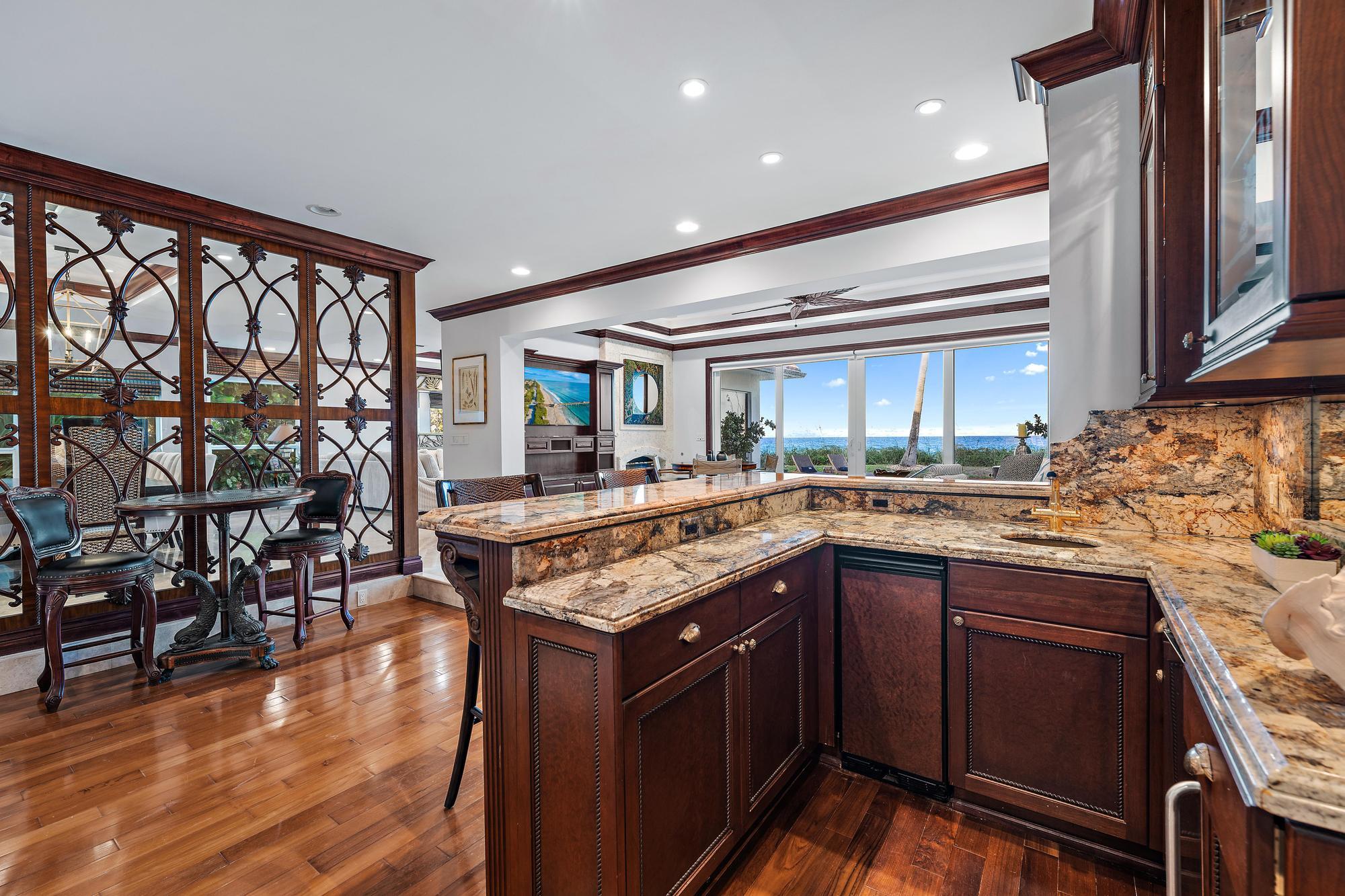 613 S Beach Road | Jupiter, Florida