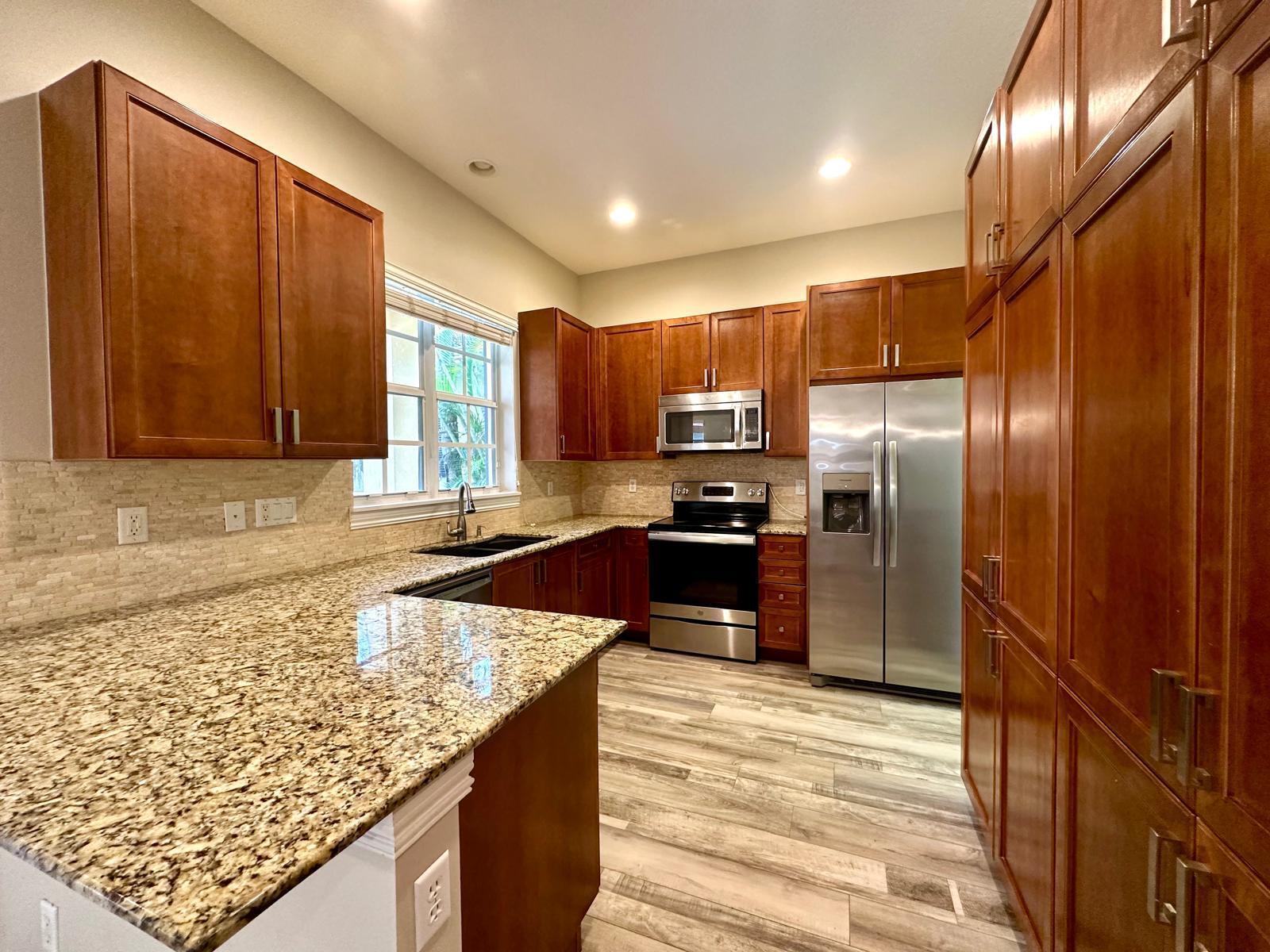 224 W Bay Cedar Circle