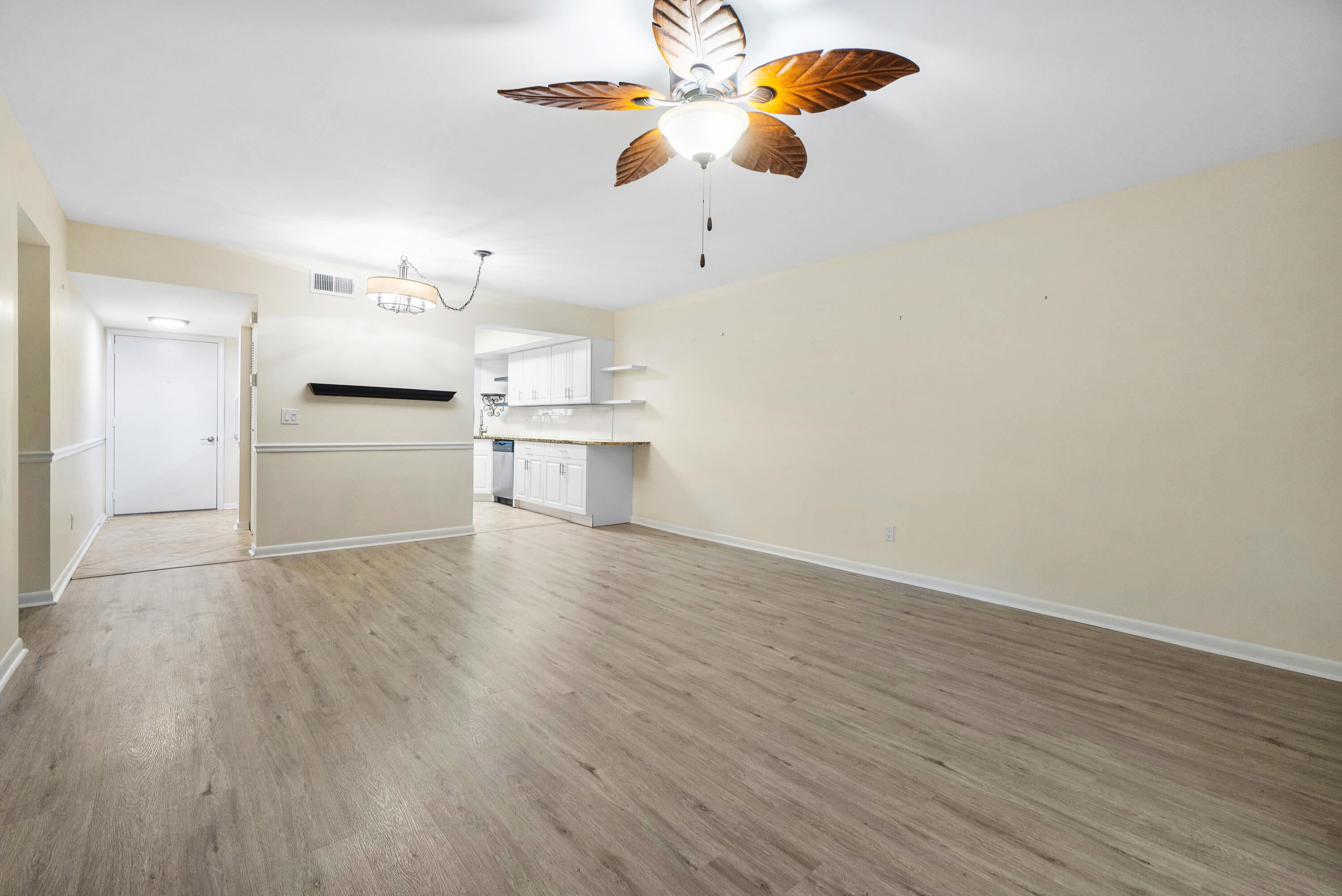 18081 SE Country Club Drive 32-318