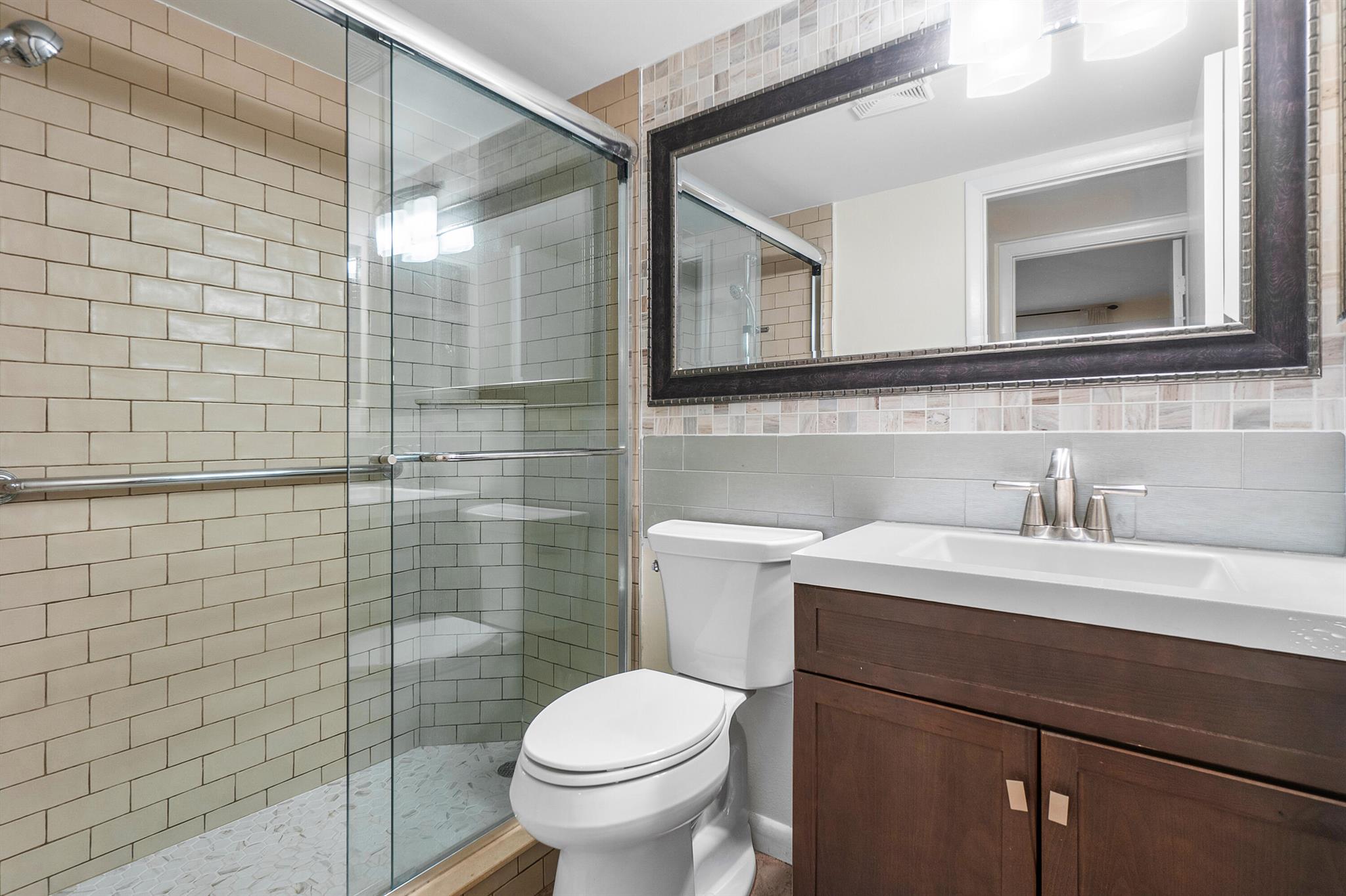 18081 SE Country Club Drive 32-318