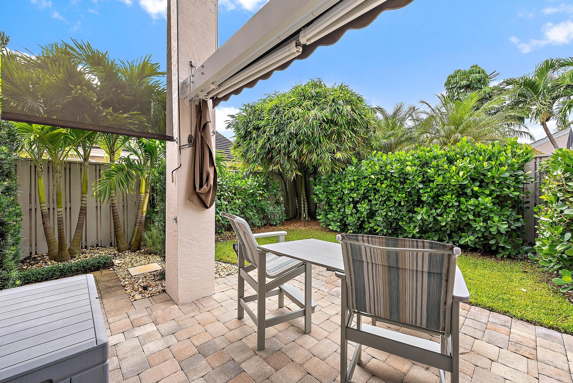 17 Commodore Place | Palm Beach Gardens, Florida