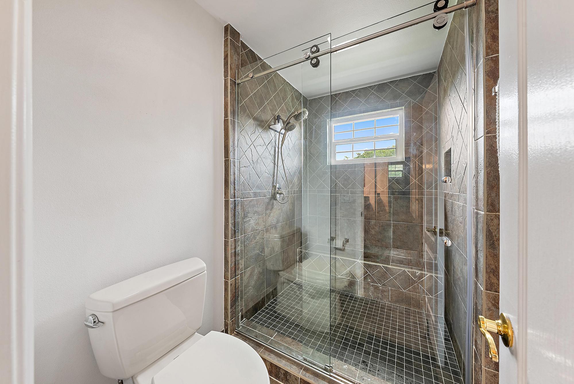 17 Commodore Place | Palm Beach Gardens, Florida
