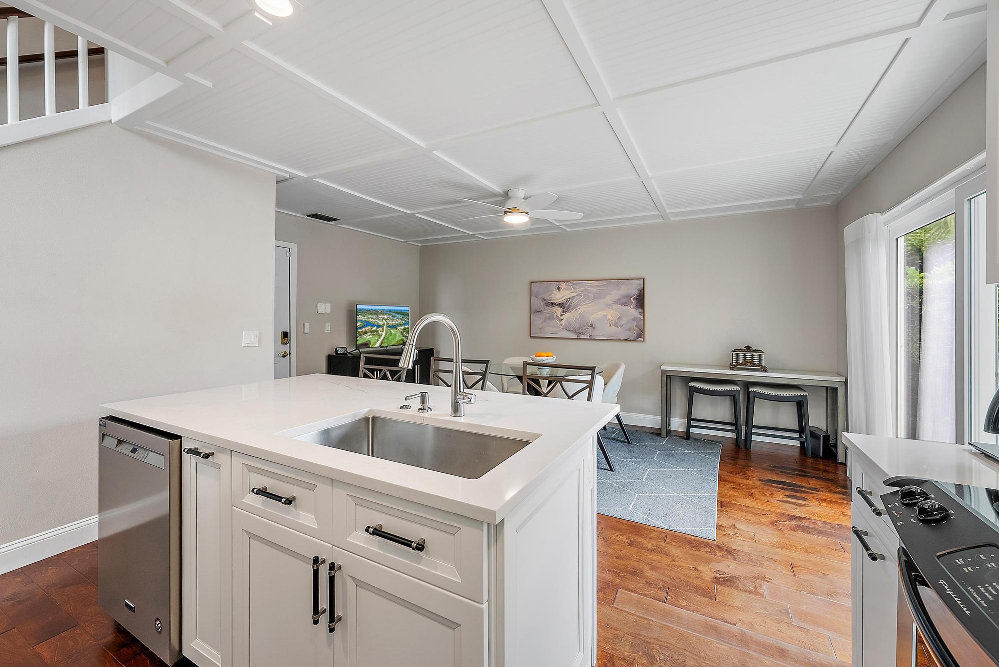 17 Commodore Place | Palm Beach Gardens, Florida