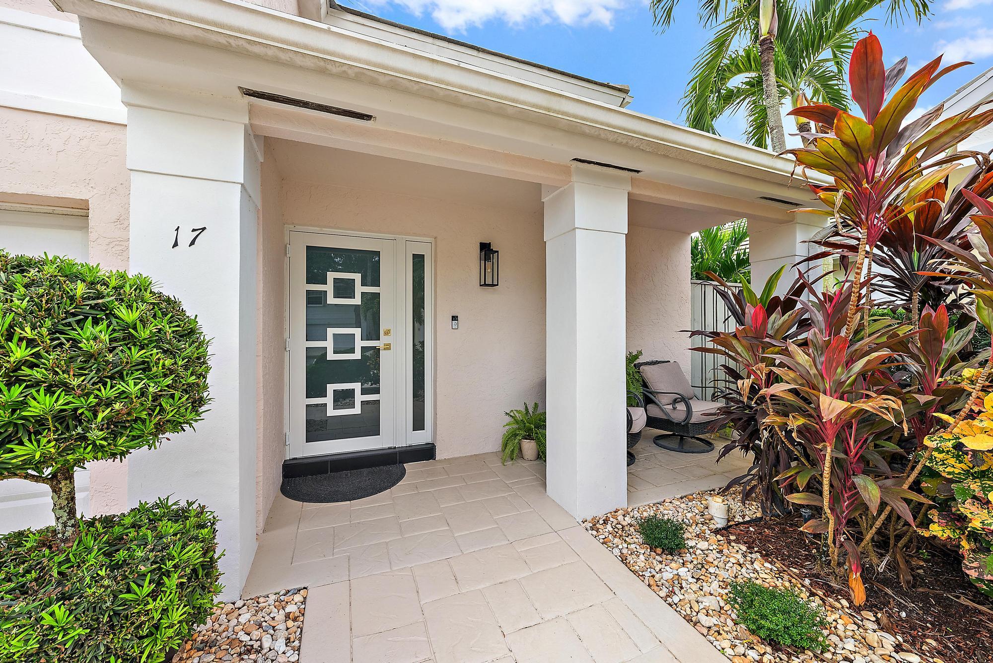 17 Commodore Place | Palm Beach Gardens, Florida