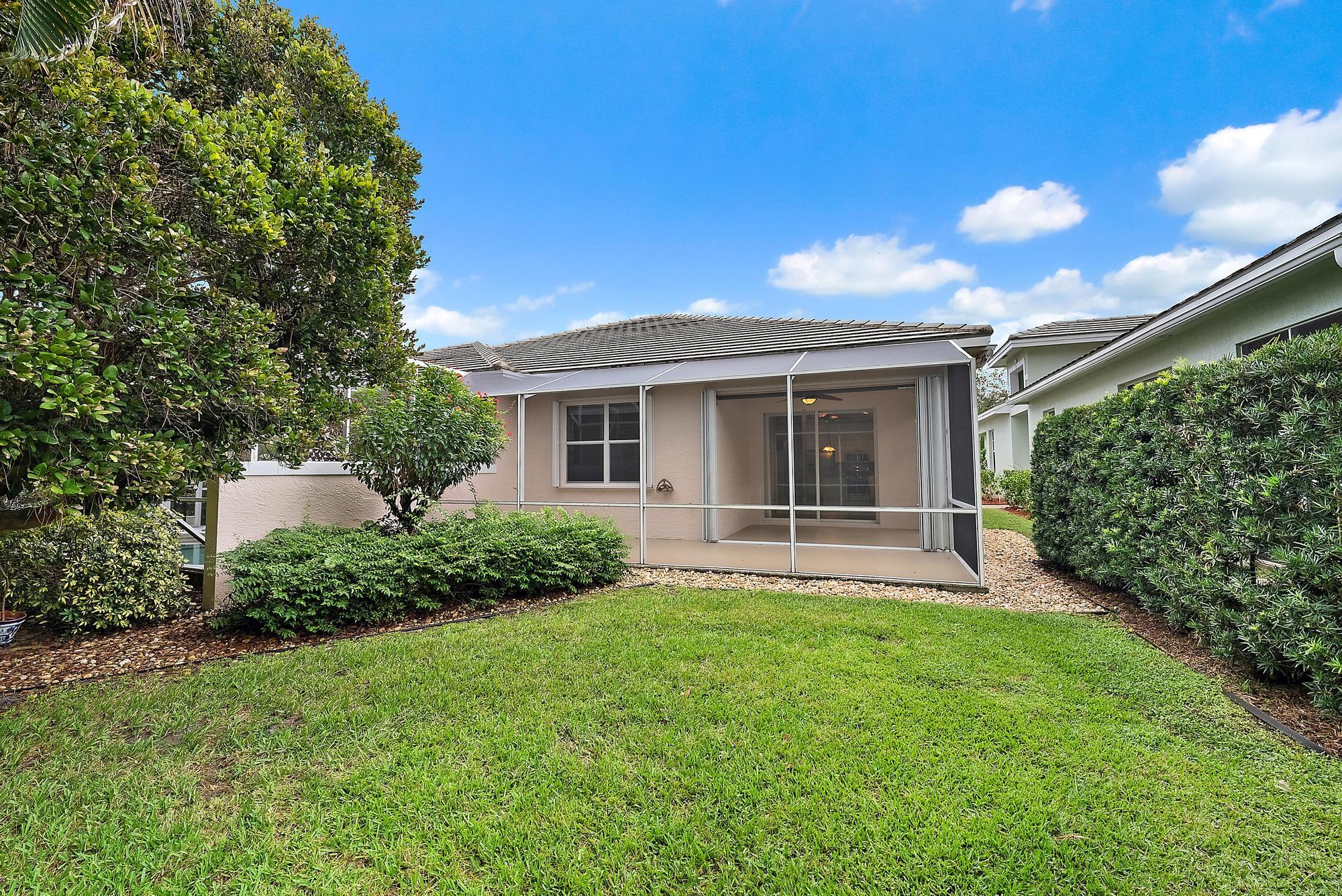 4662 SE Bridgetown Court