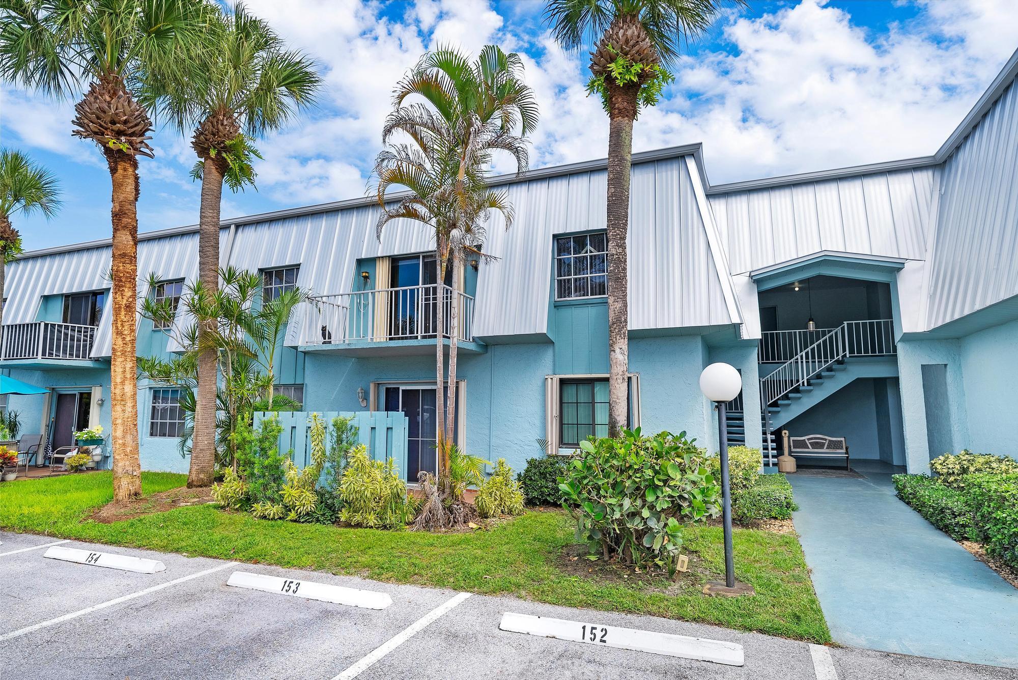 950 S Kanner Hwy B-24