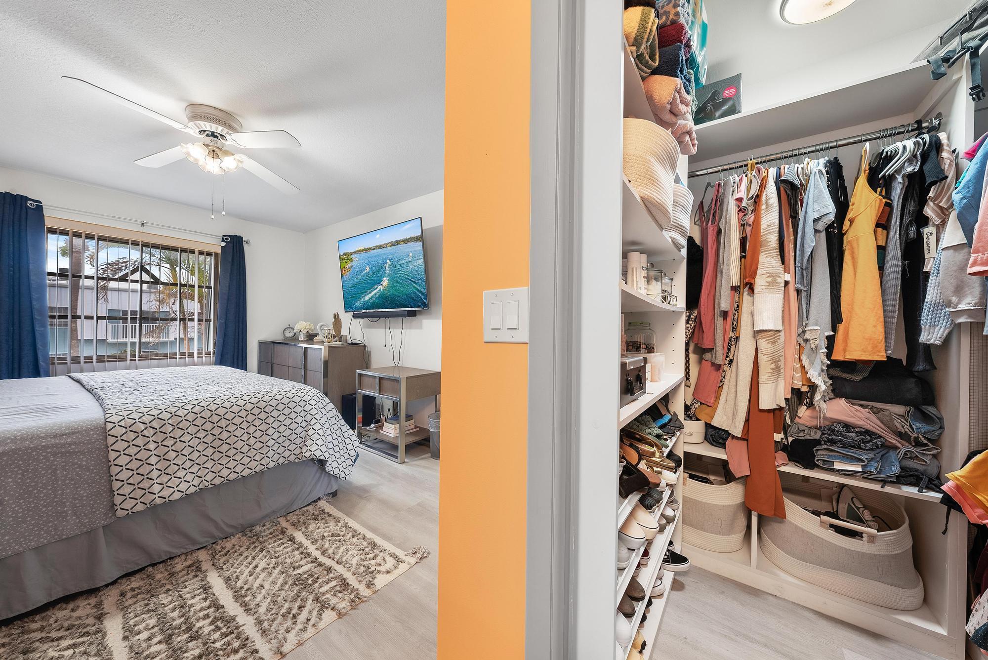 950 S Kanner Hwy B-24