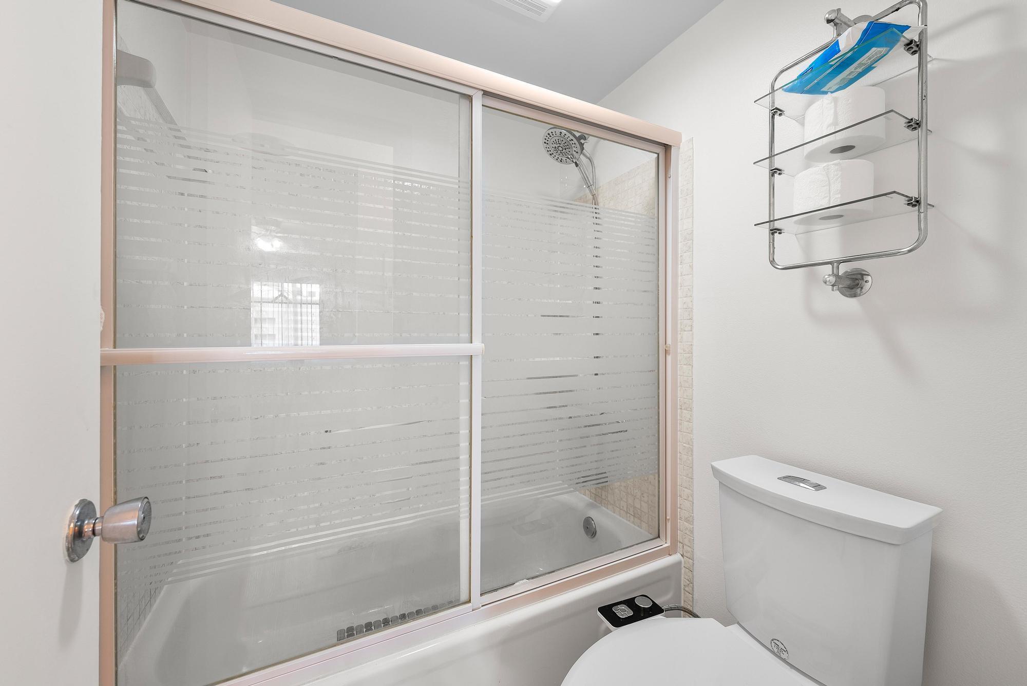 950 S Kanner Hwy B-24