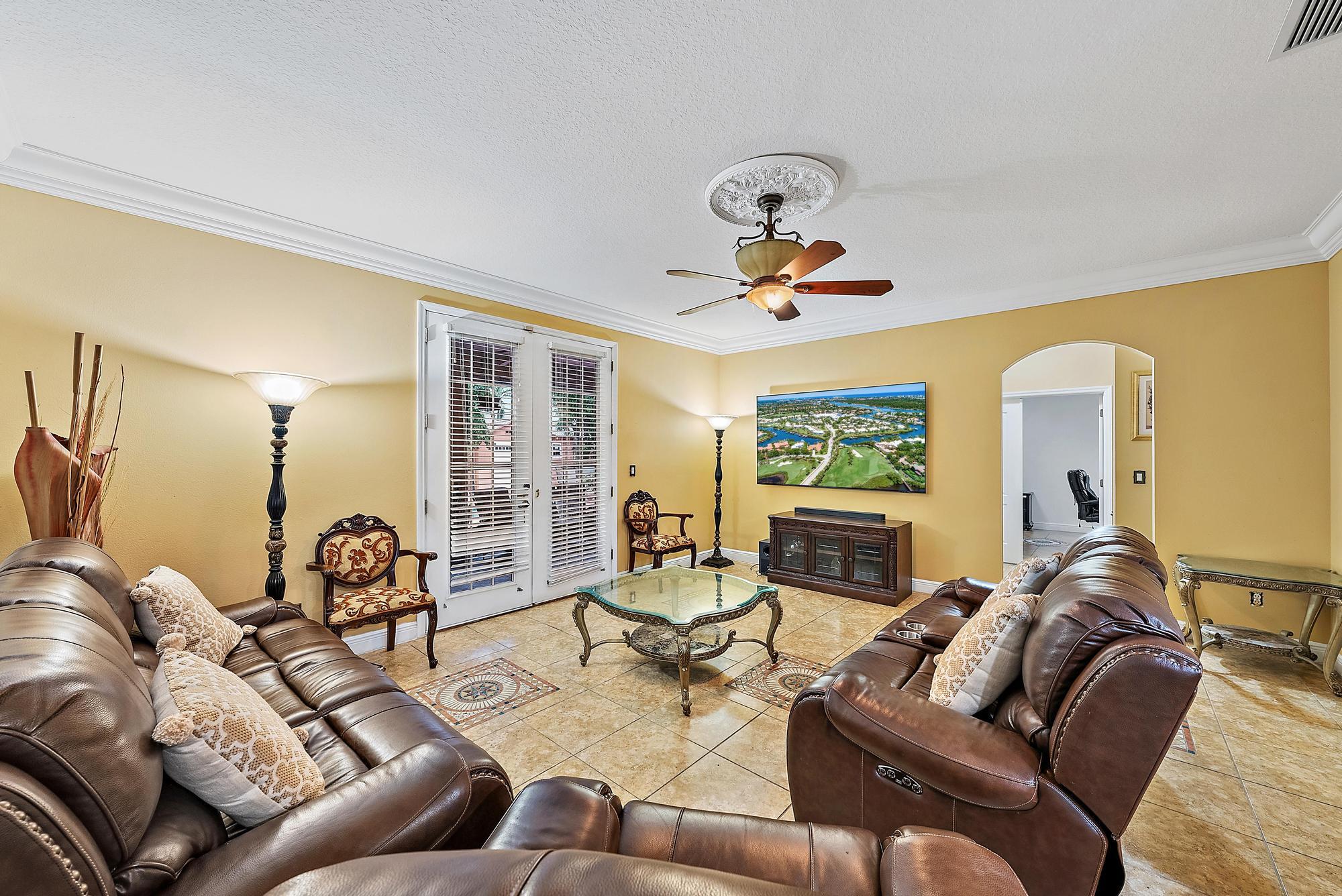 565 SW Halden Avenue | Port Saint Lucie, Florida
