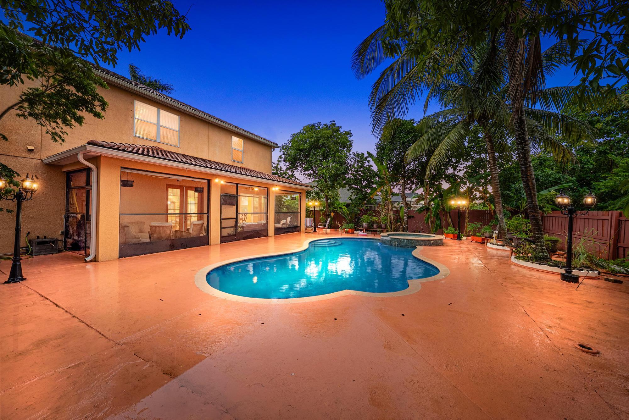 565 SW Halden Avenue | Port Saint Lucie, Florida