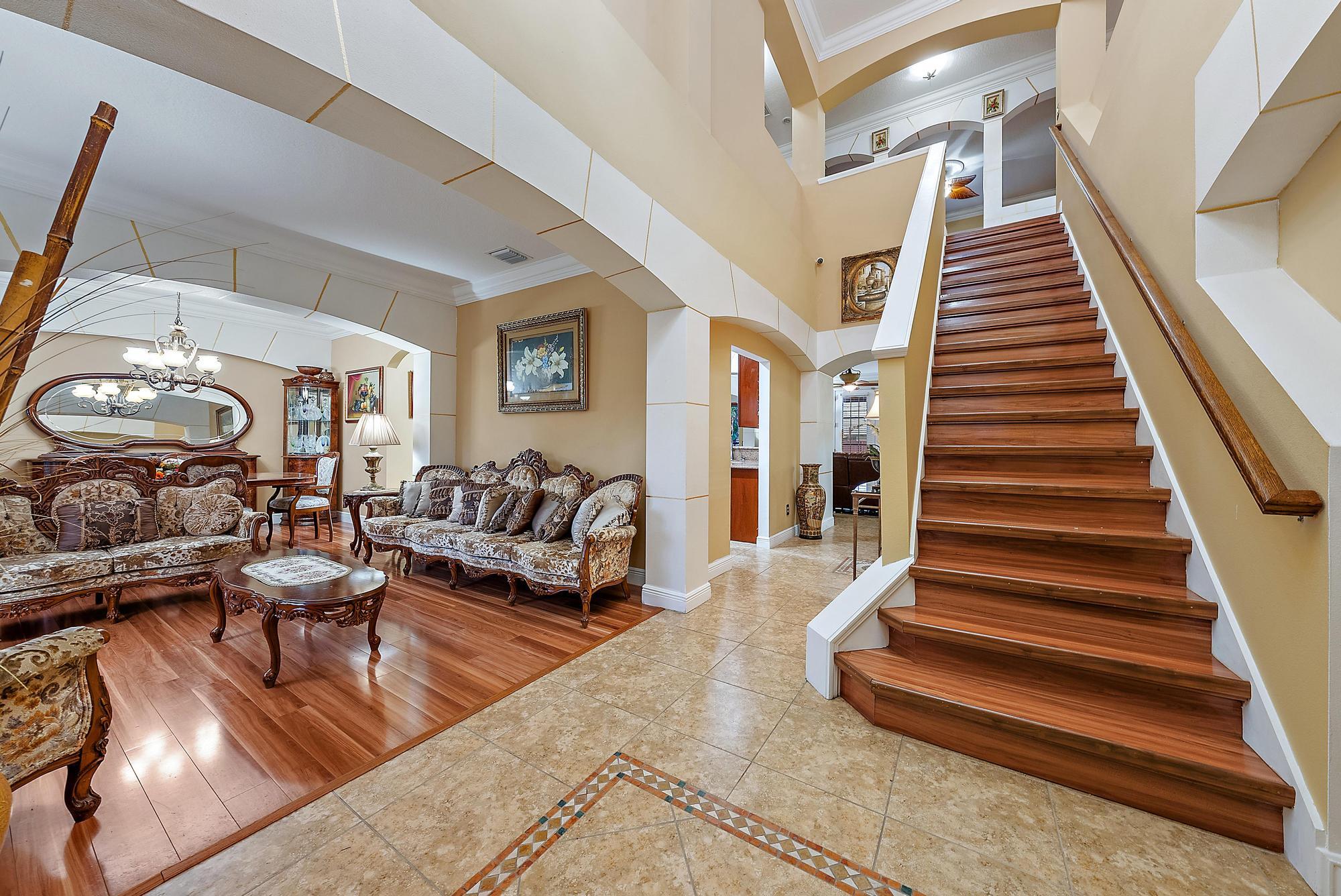 565 SW Halden Avenue | Port Saint Lucie, Florida