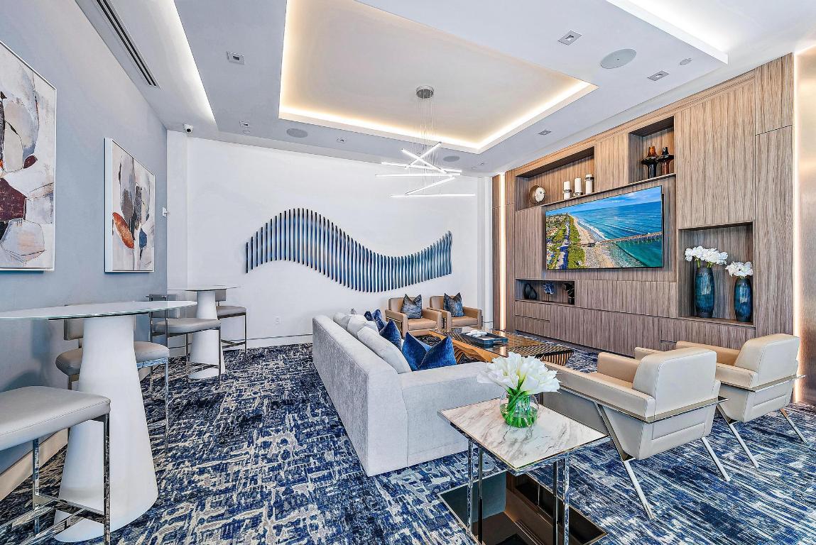 108 Water Club Court N