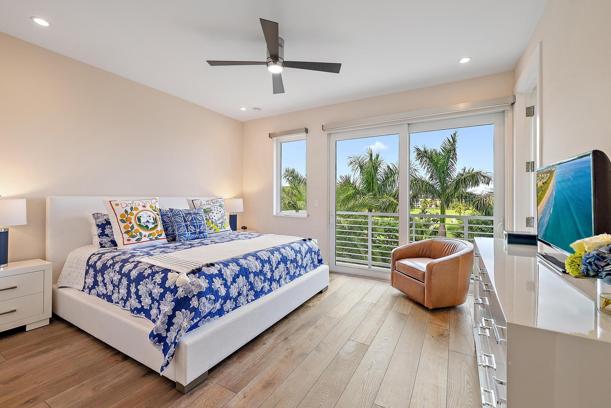 108 Water Club Court N