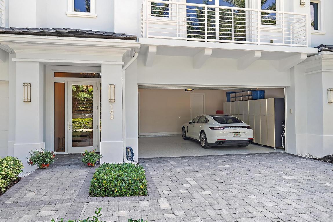 108 Water Club Court N