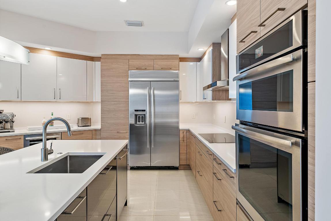 108 Water Club Court N