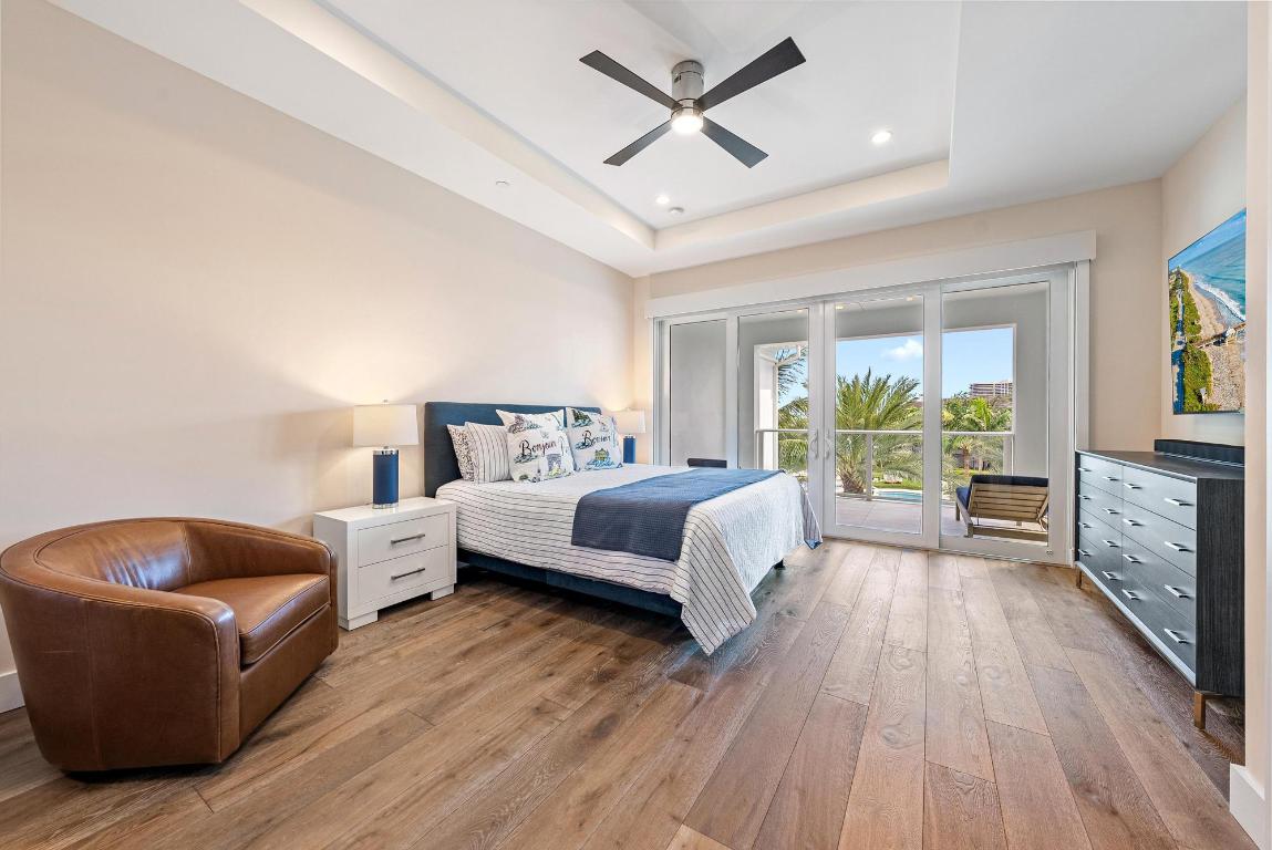 108 Water Club Court N