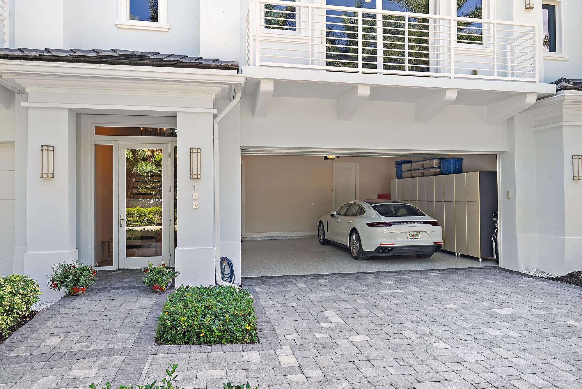 108 Water Club Court N