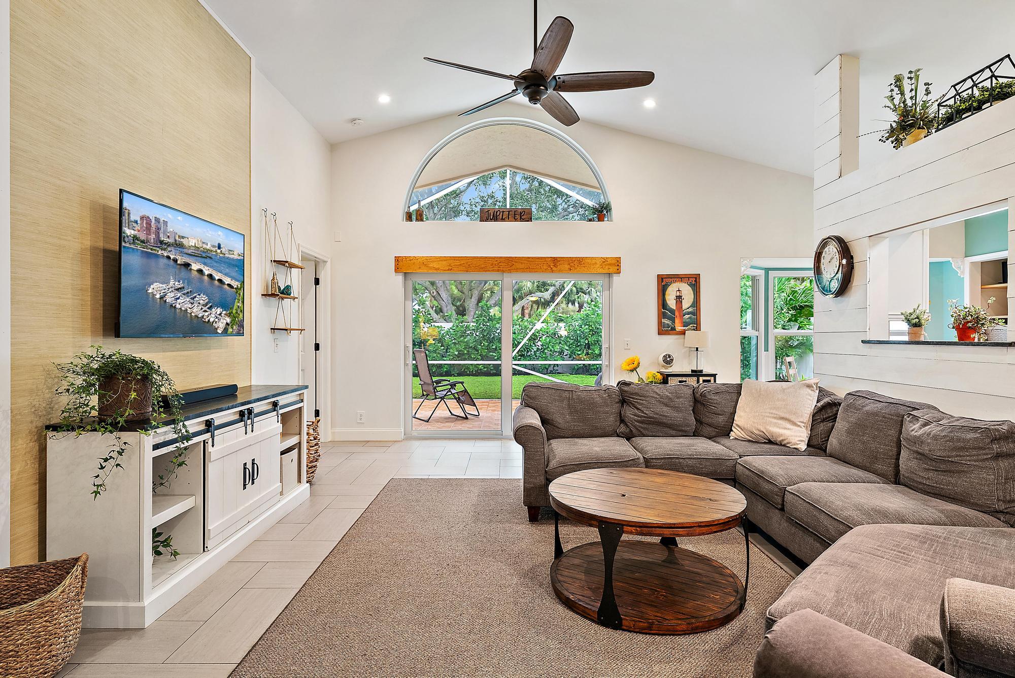 112 Spoonbill Court