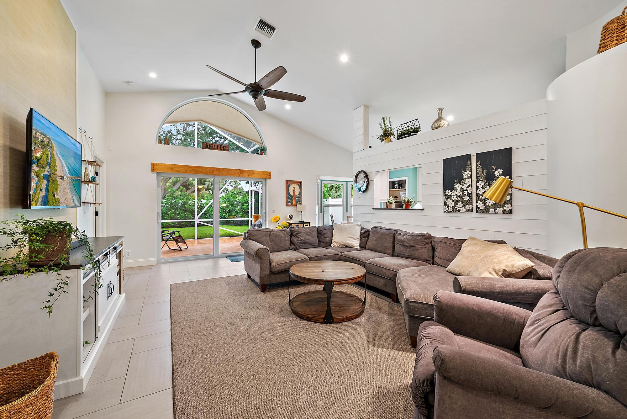 112 Spoonbill Court