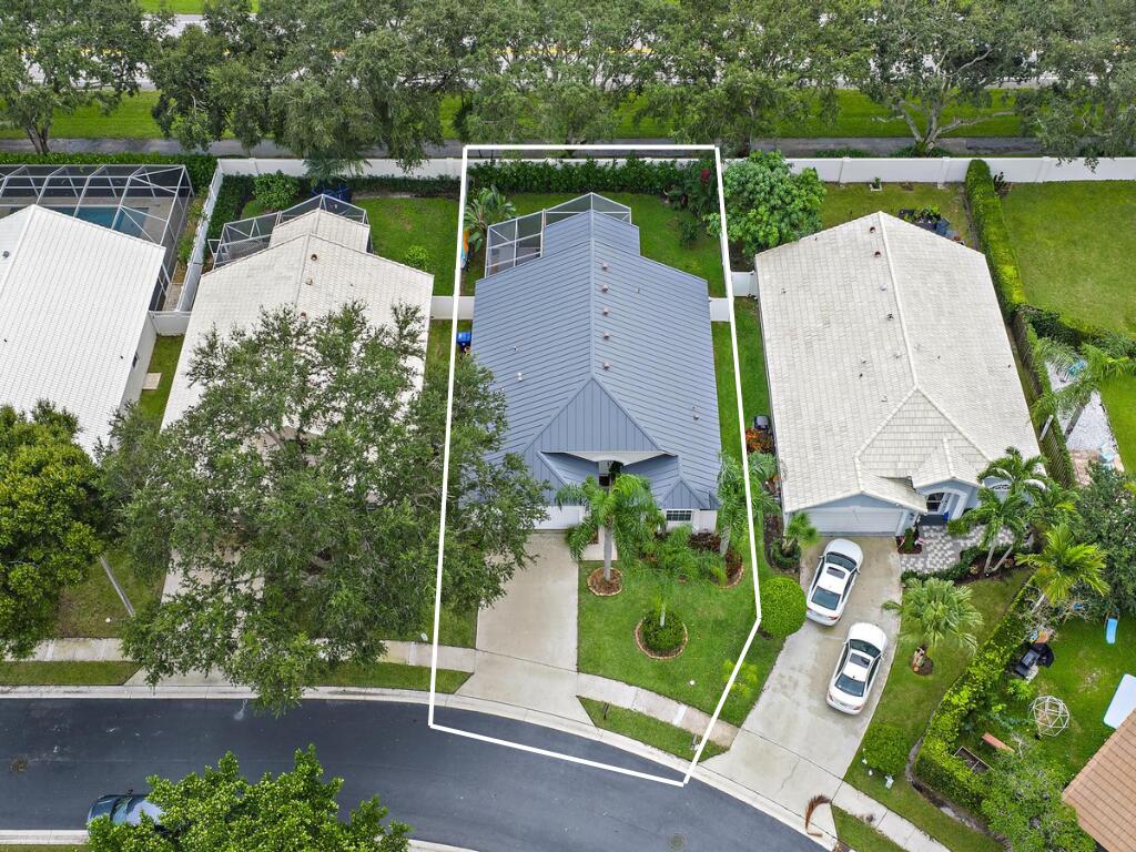 112 Spoonbill Court