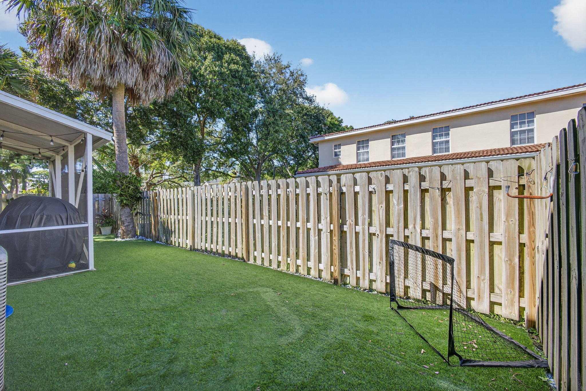 279 Live Oak Lane