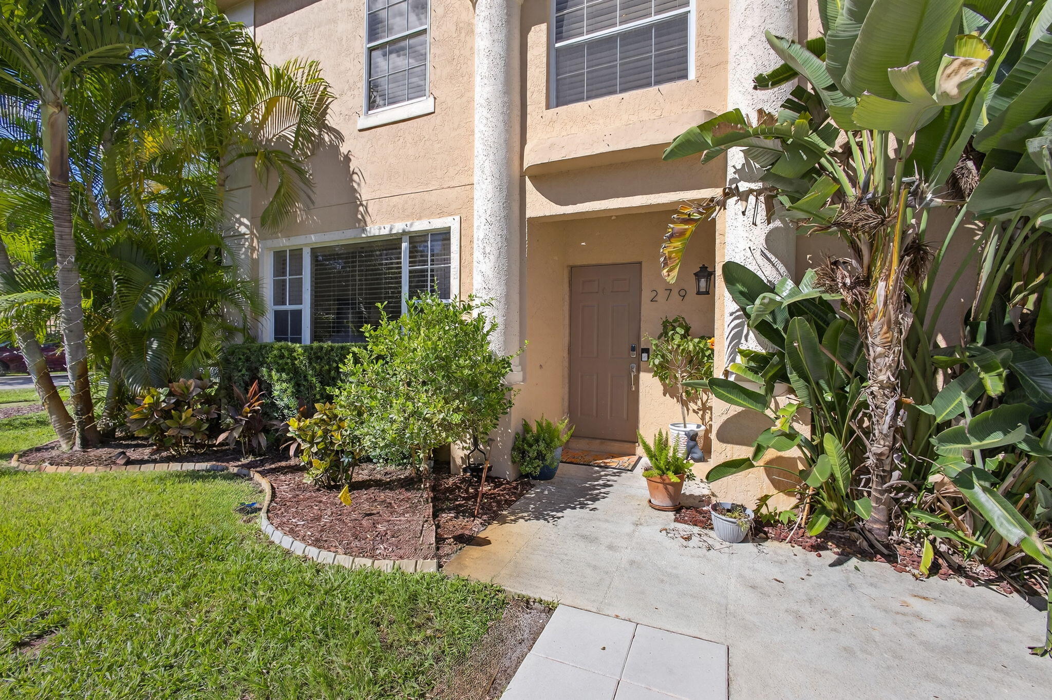 279 Live Oak Lane