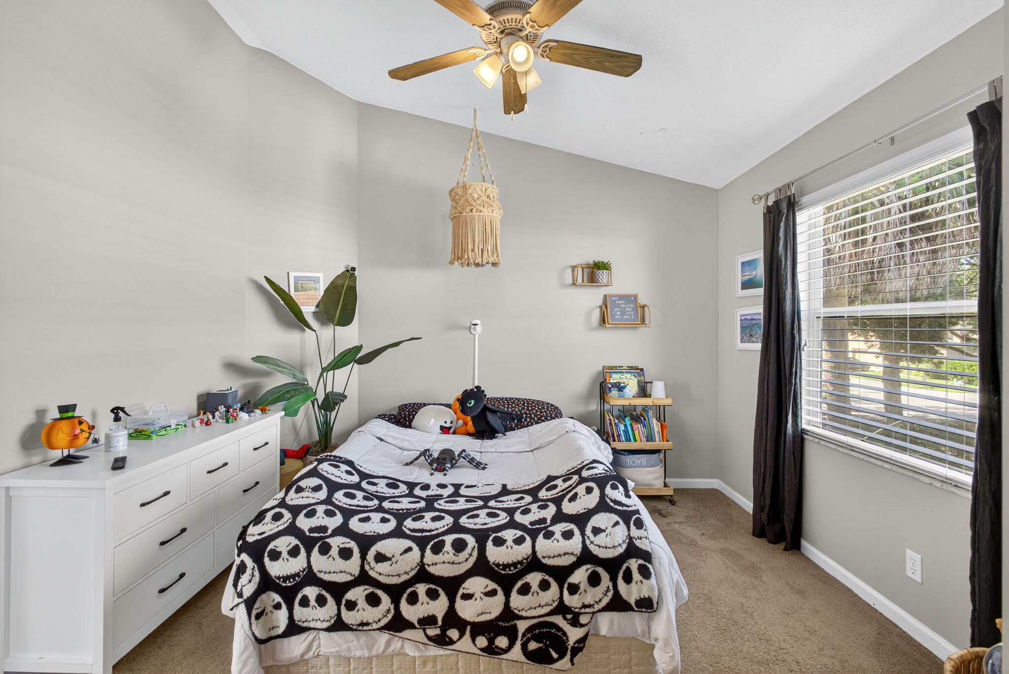 279 Live Oak Lane
