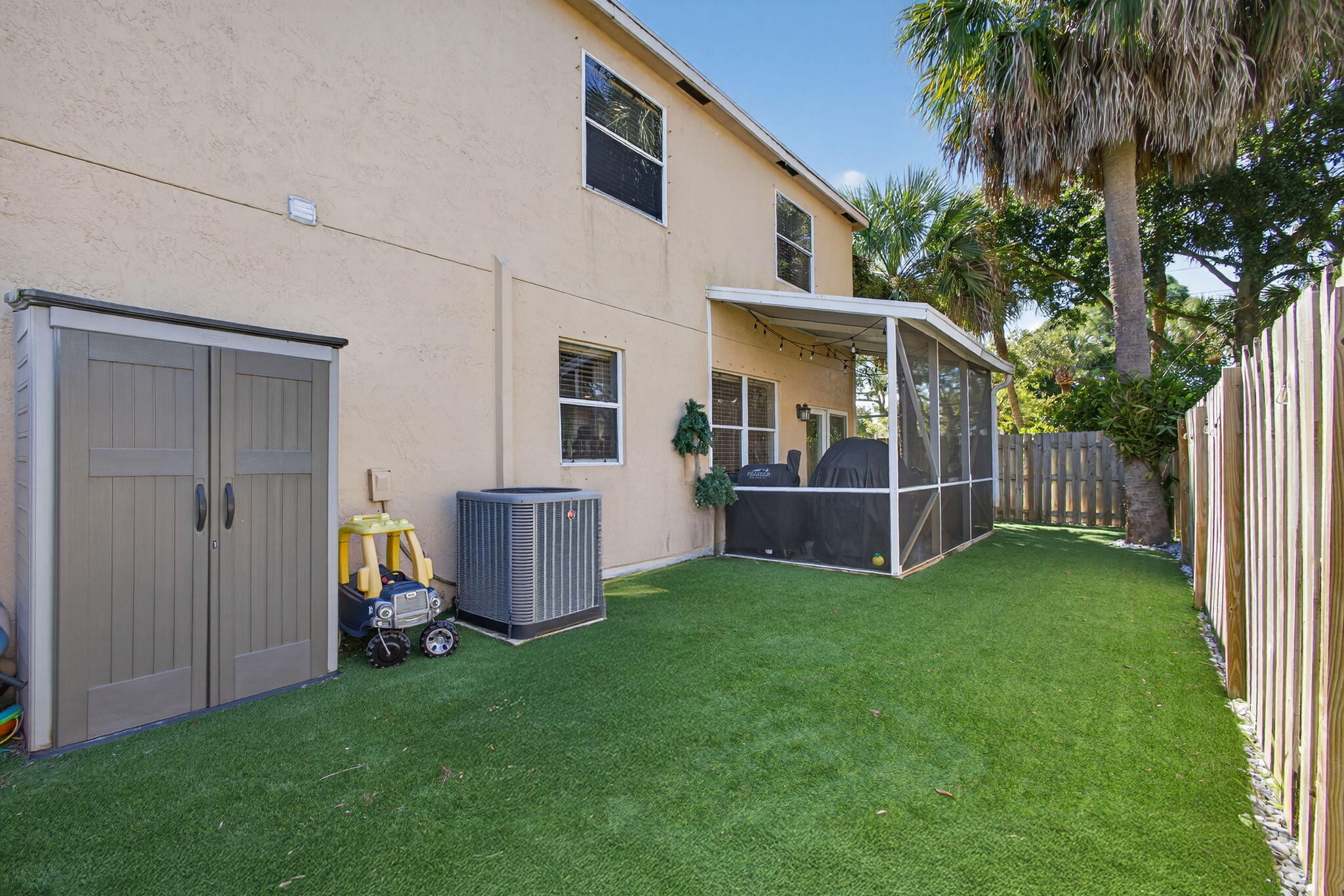 279 Live Oak Lane