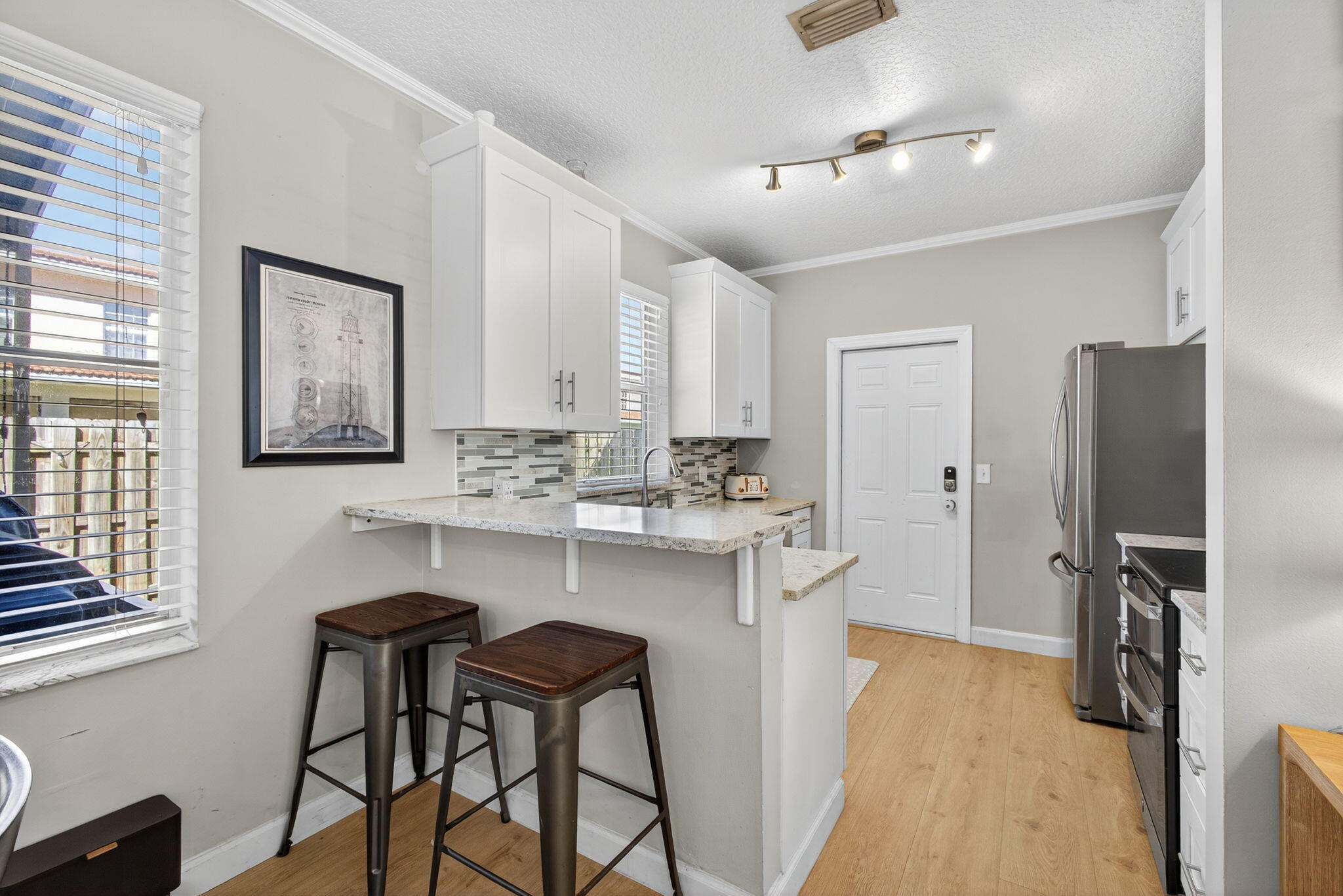 279 Live Oak Lane