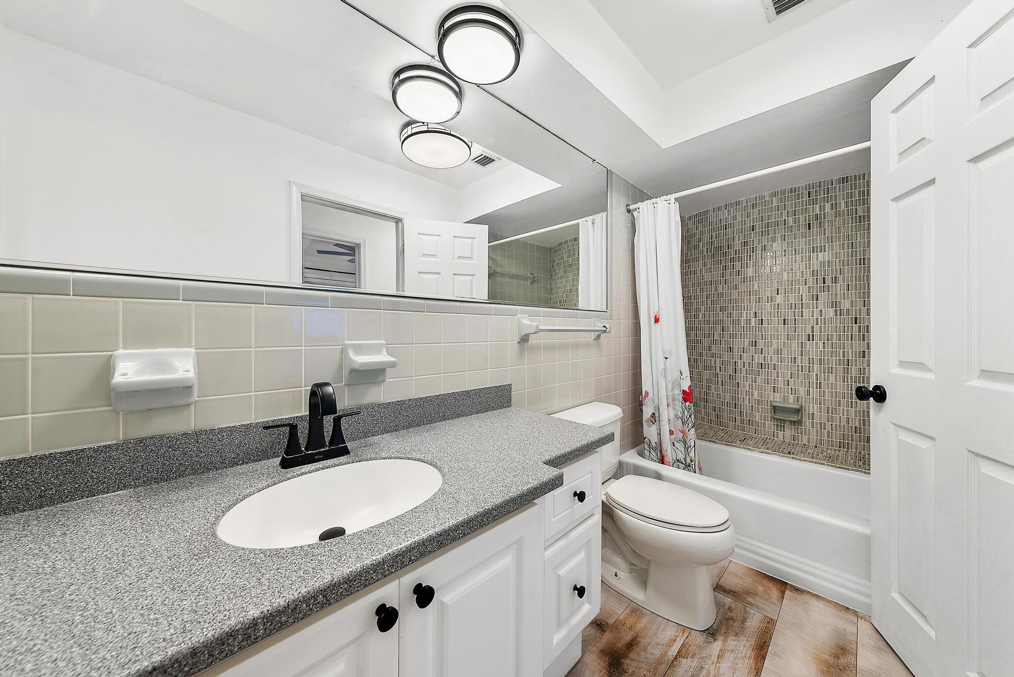 77 Holly Circle | Tequesta, Florida