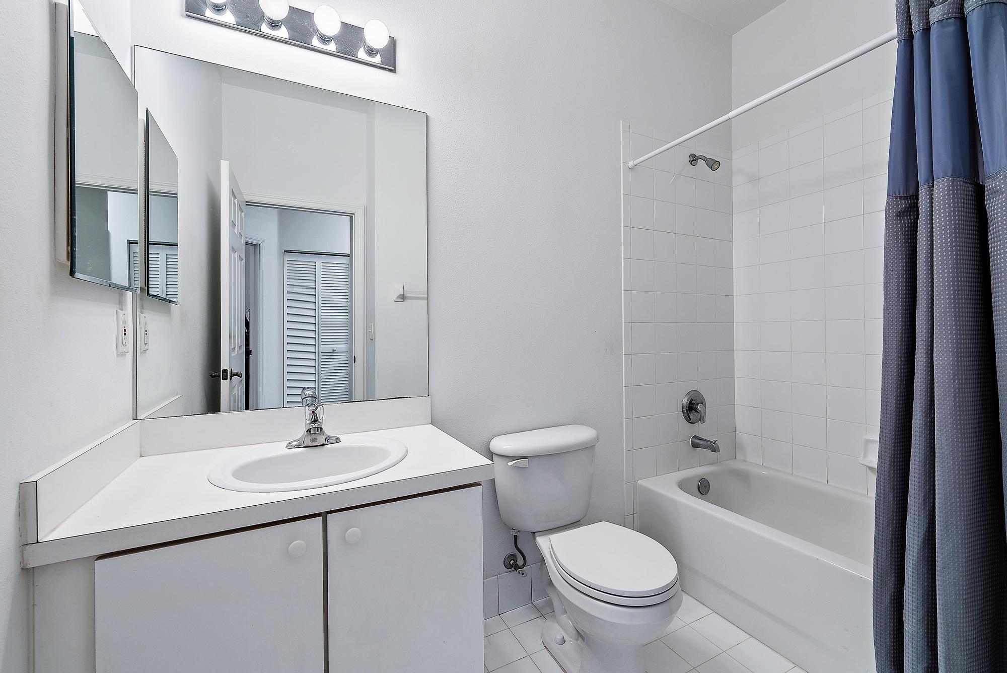 105 Lighthouse Circle J