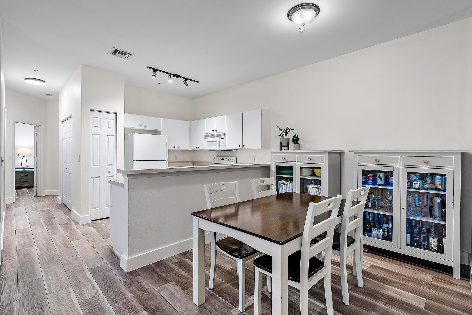 105 Lighthouse Circle J