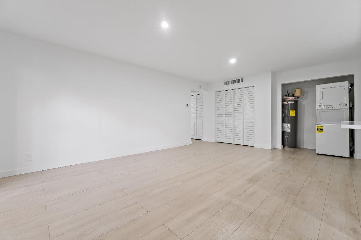 150 Pineview Road I4