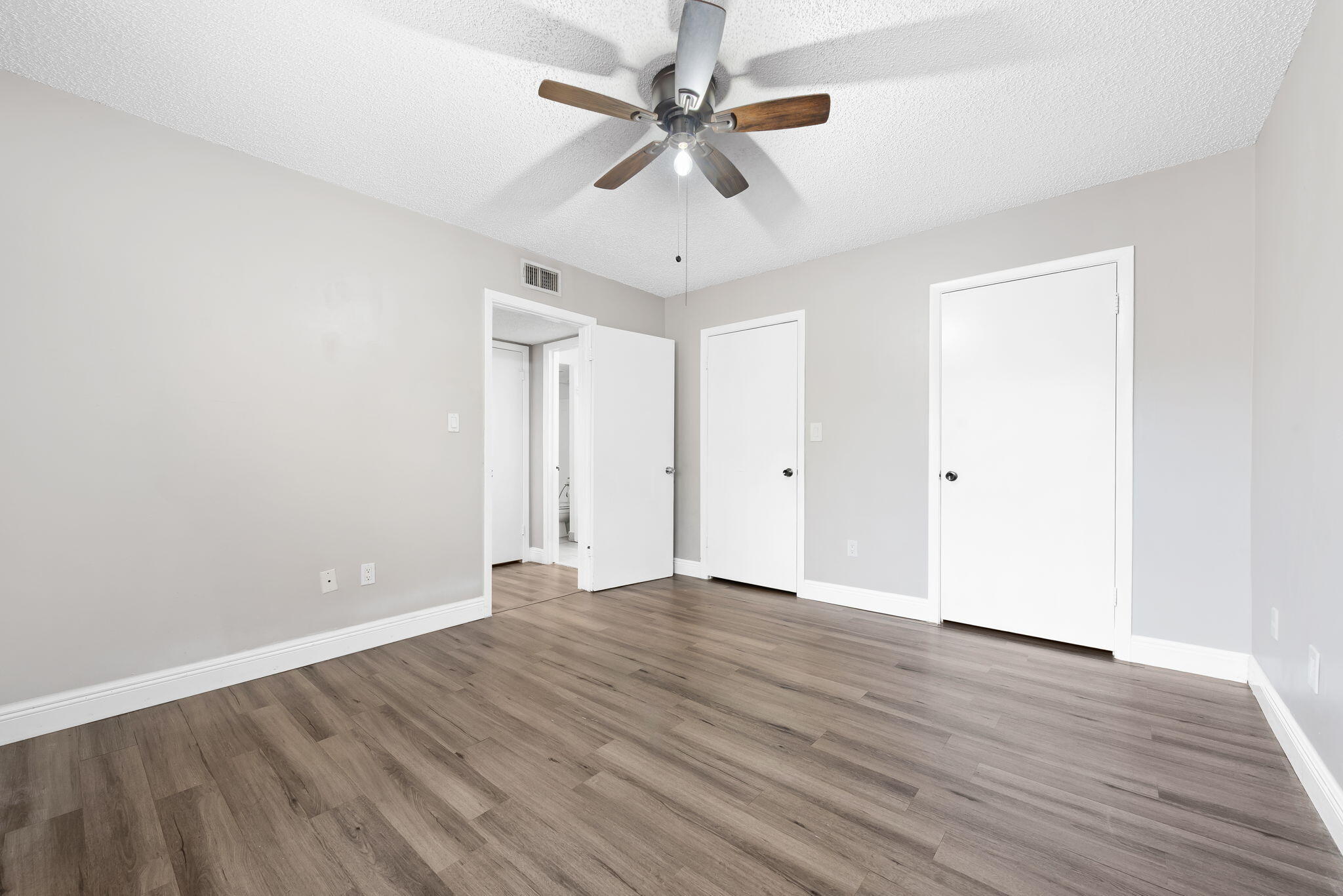 4501 W Mcnab Road 21