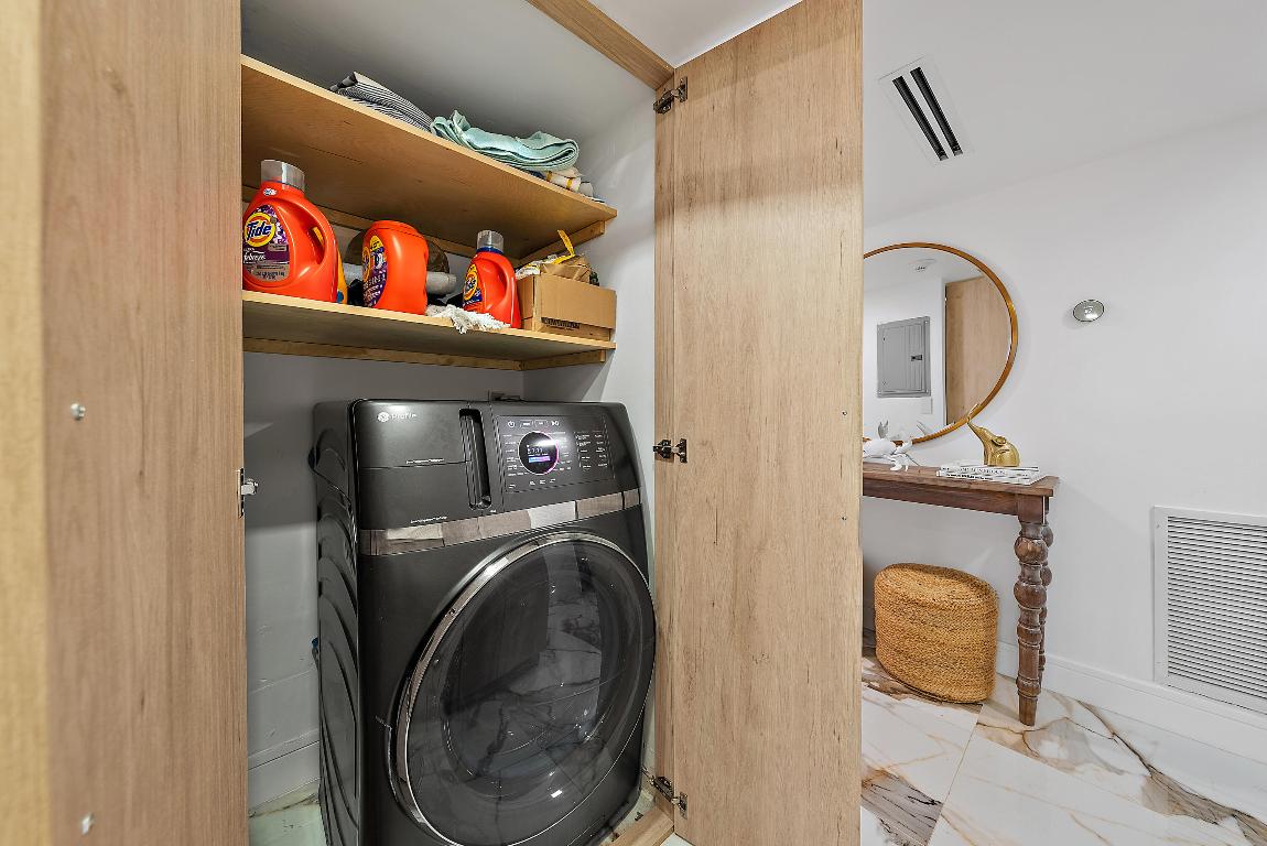 5480 N Ocean Drive B1b