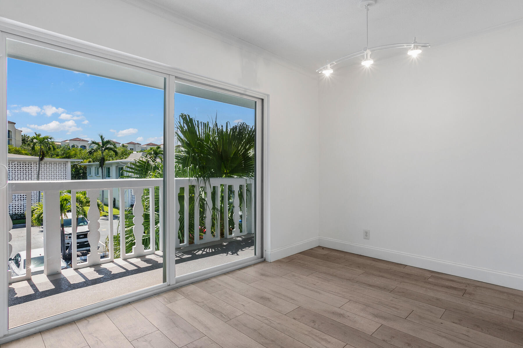 4201 S Ocean Boulevard J4