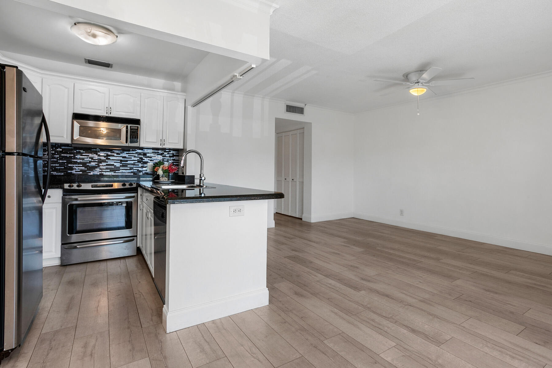 4201 S Ocean Boulevard J4