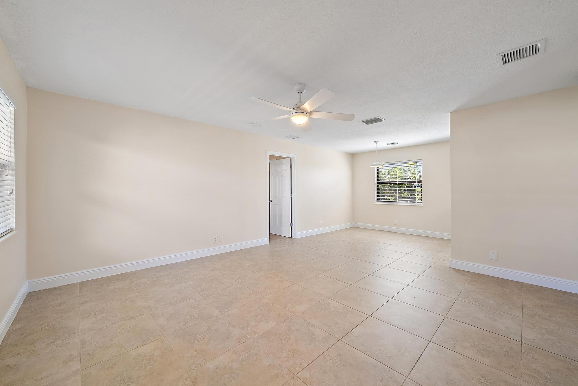 135 Shore Court 204