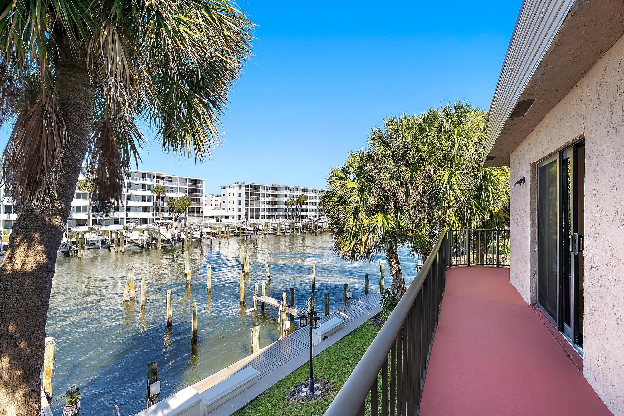 135 Shore Court 204