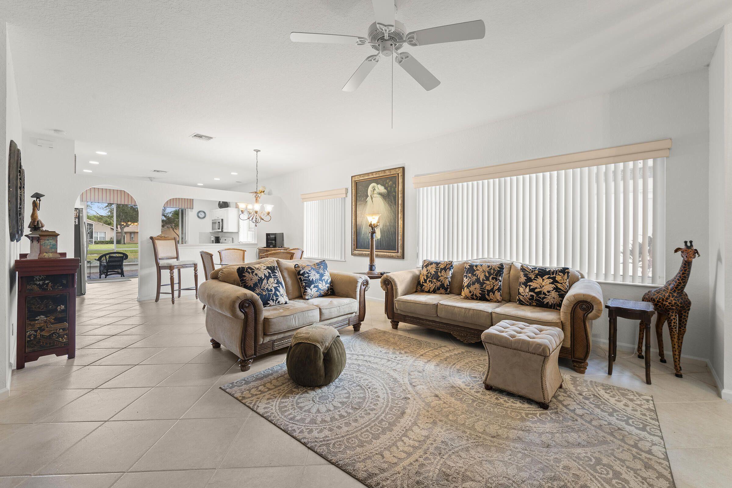 8089 Brindisi Lane