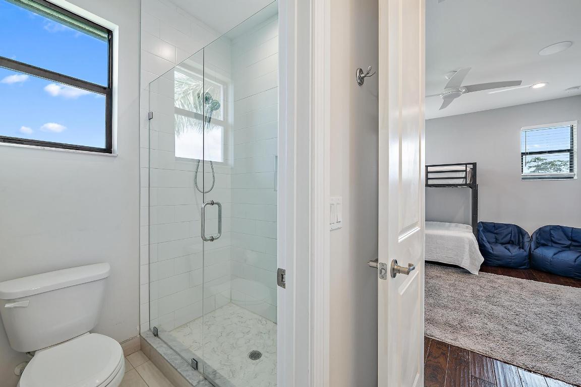 8164 SE Old Plantation Circle