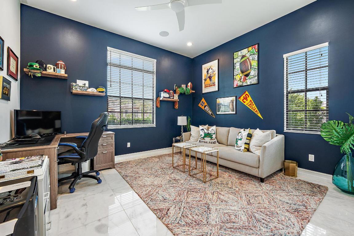 8164 SE Old Plantation Circle