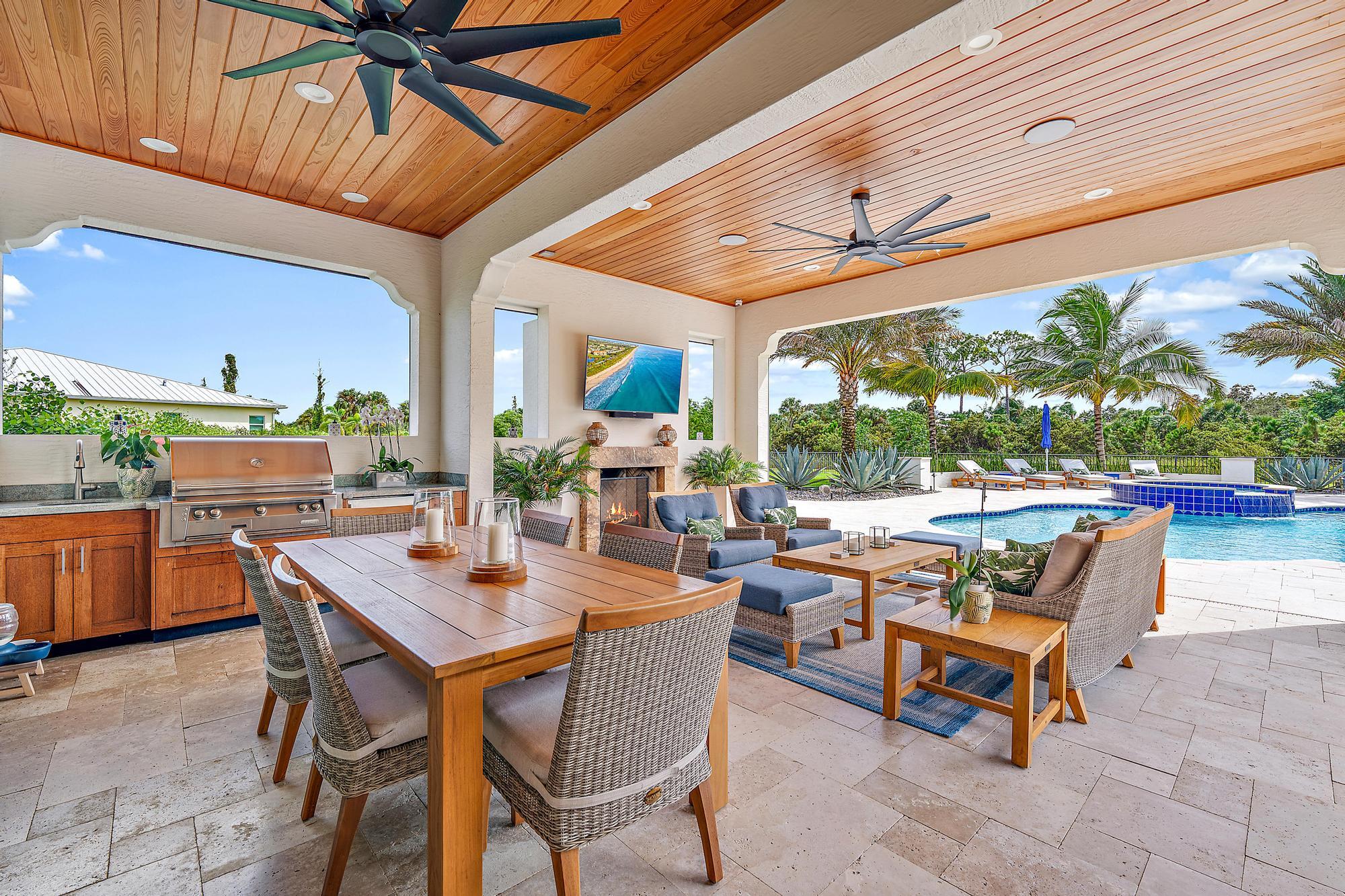 8164 SE Old Plantation Circle